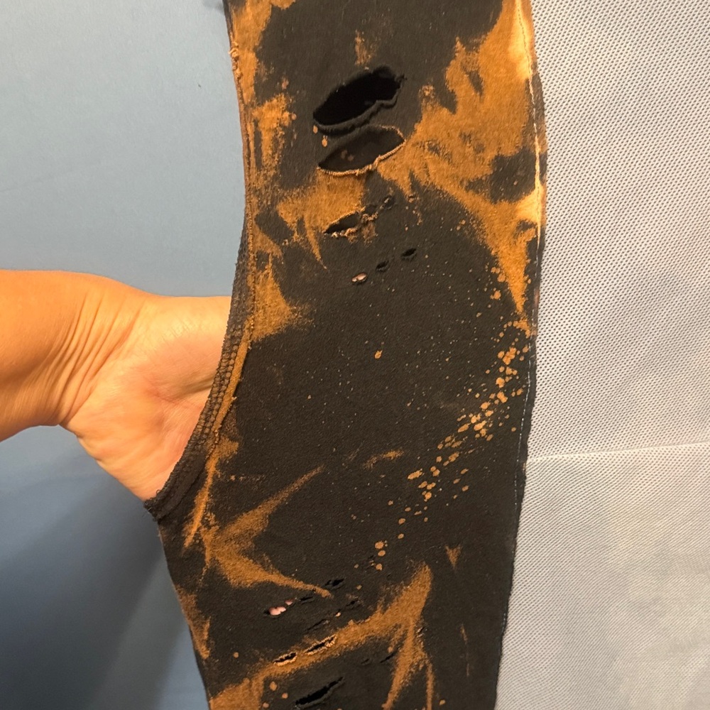 One of a kind repurposed Metallica Distressed Black Sleeveless Top Mens Medium - Picture 10 of 10